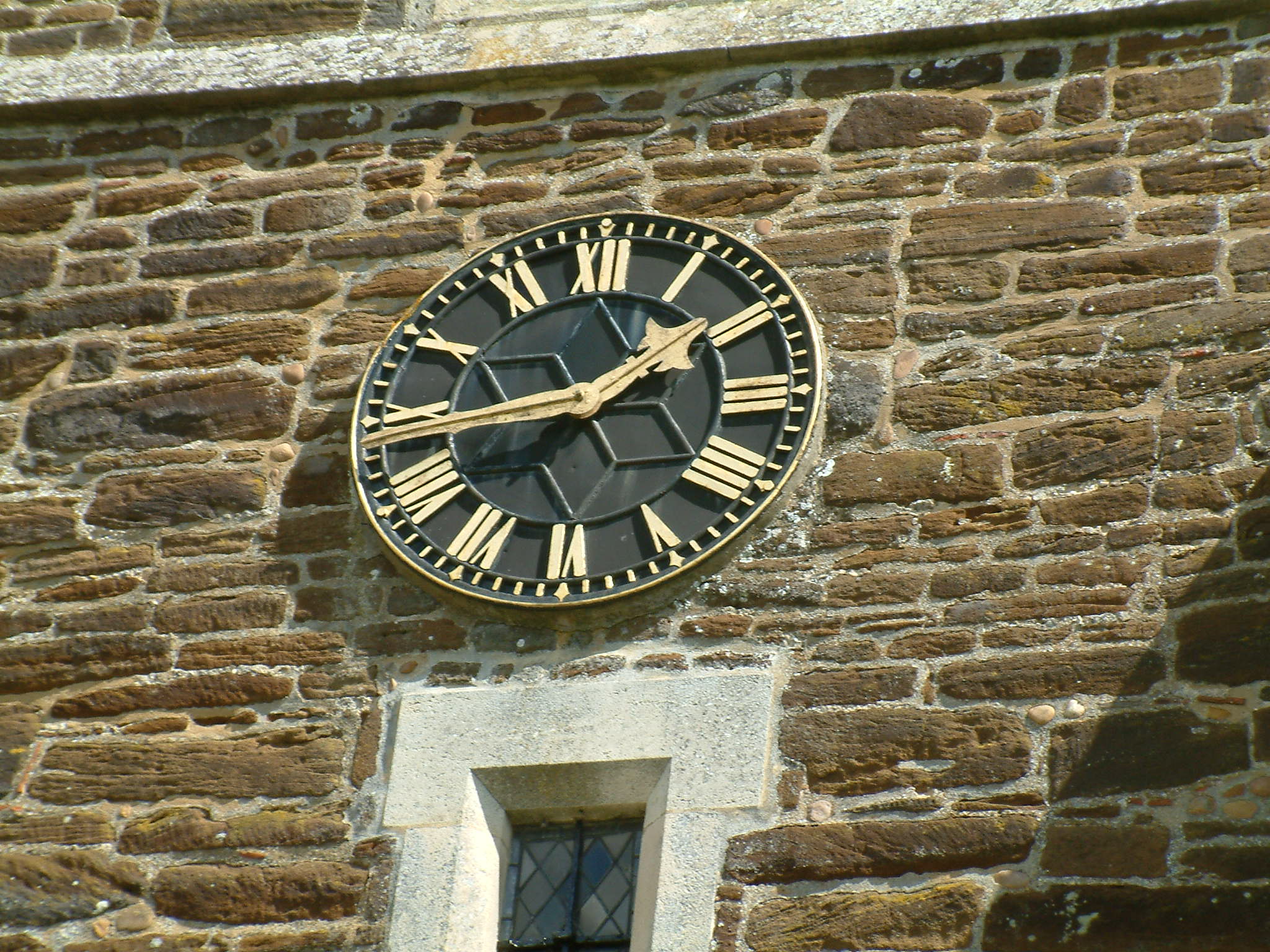 Stanbridge Church clock