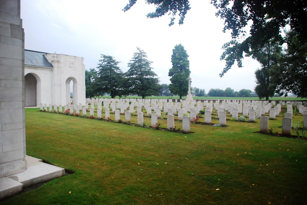 The massed graves at Le Touret Military Cemetery