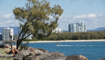 Relaxing on the Gold Coast - there’s a hamper full of tinnies in the sea