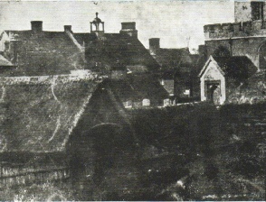 Cottages near the church, Toddington