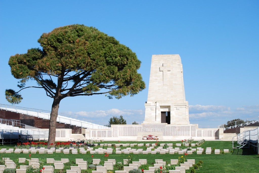 Lone Pine Cemetery.