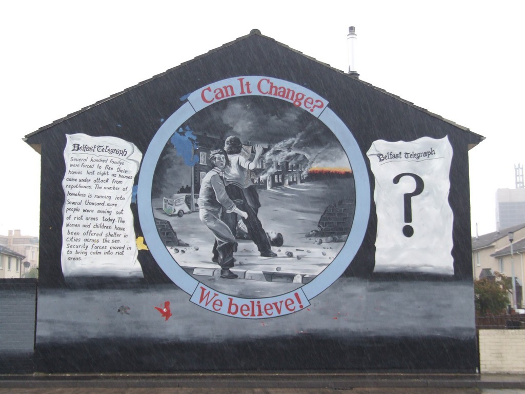 End of terrace mural, quoting the Belfast Telegraph.