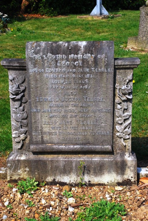 DSC_9597 Tearle Corner headstone K953 George 1902-1931 Edward Joseph T 1874-1933 and Jane nee Picton Vicarage Rd Cemetery Watford