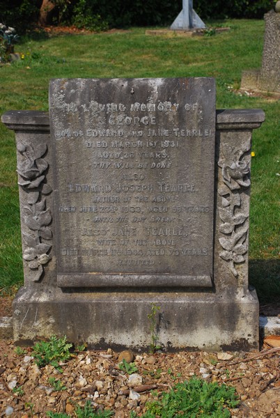 Tearle Corner headstone K953 George 1902-1931 Edward Joseph T 1874-1933 and Jane nee Picton Vicarage Rd Cemetery Watford